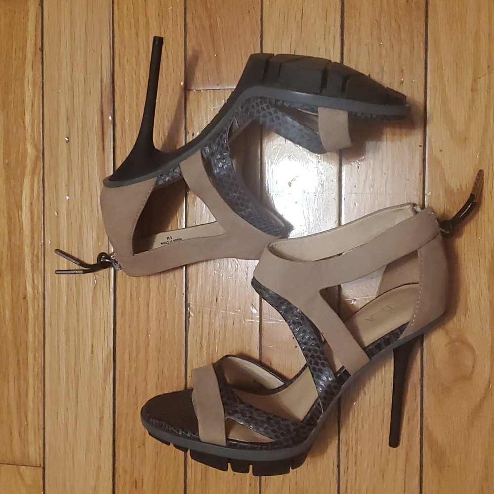 L.A.M.B sandel heel